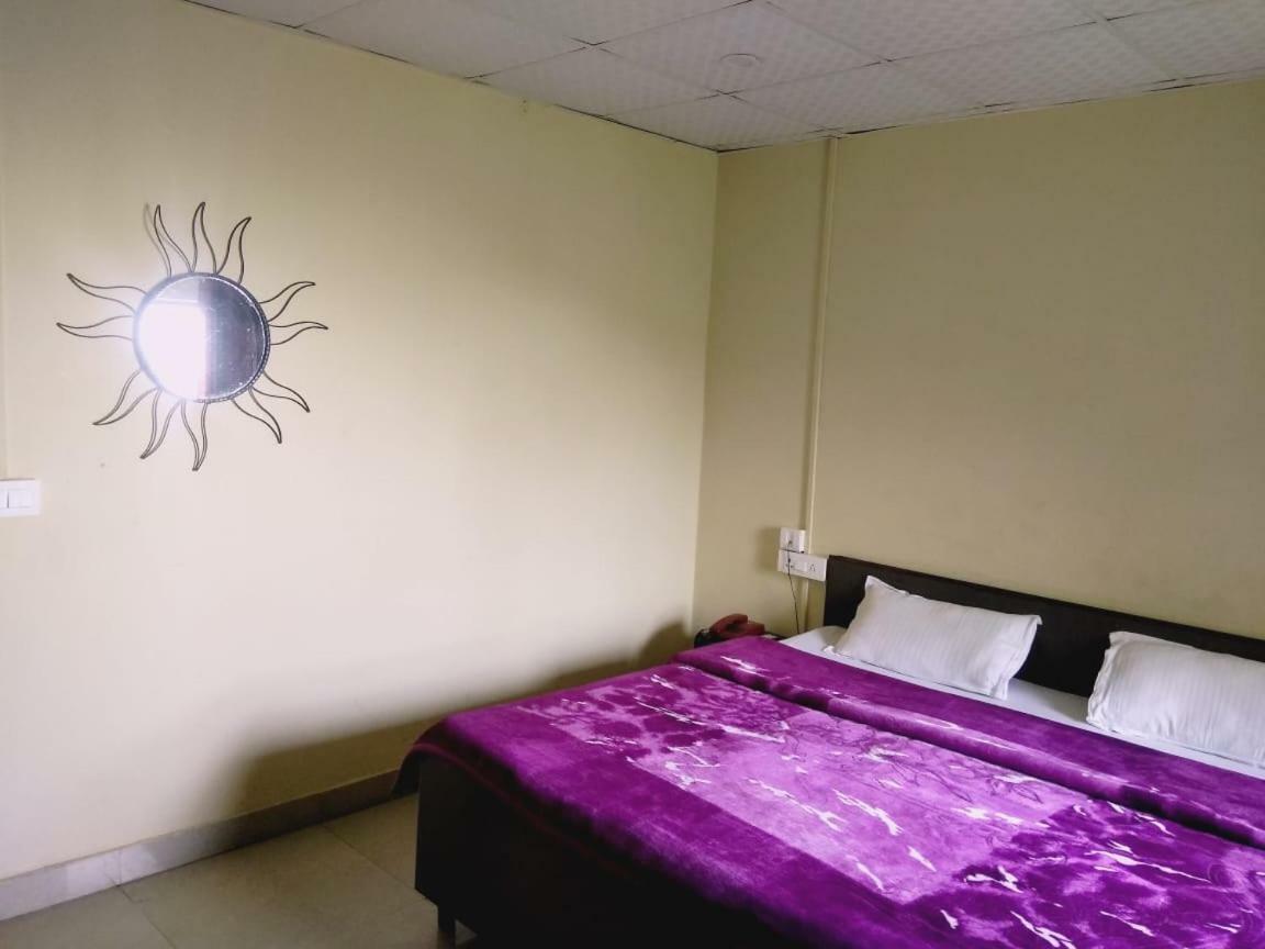 Hotel Gulmarg Mussoorie Dış mekan fotoğraf