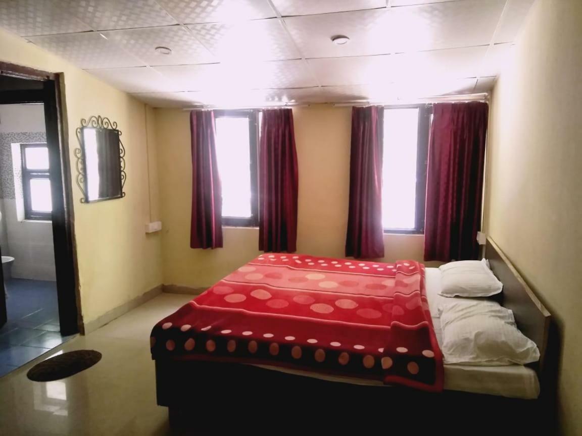 Hotel Gulmarg Mussoorie Dış mekan fotoğraf