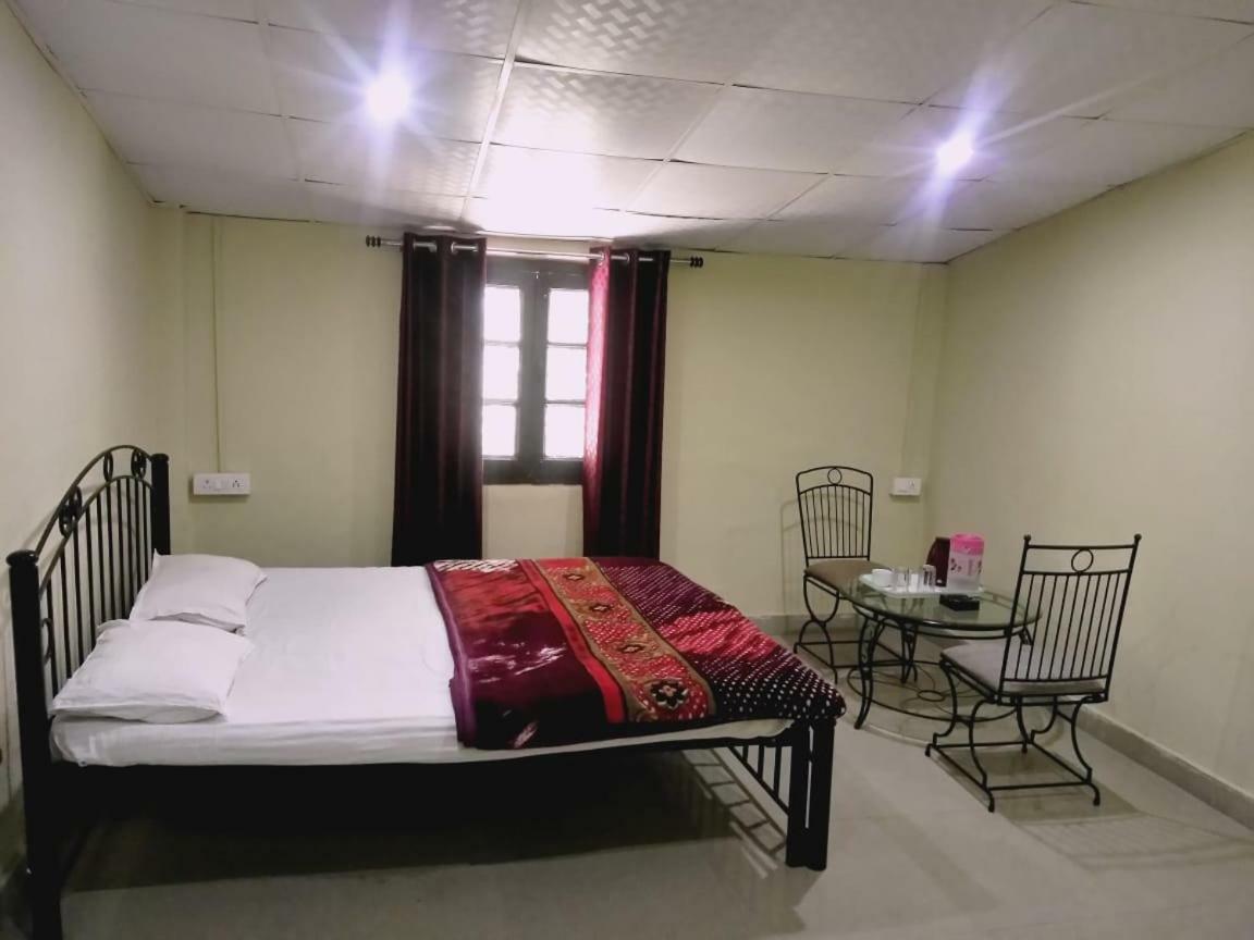 Hotel Gulmarg Mussoorie Dış mekan fotoğraf